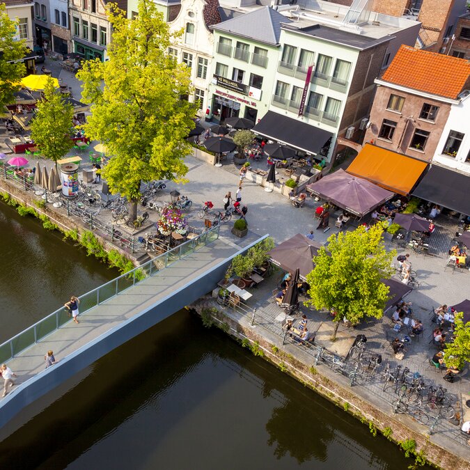 Terassen am Wasser im belgischen Mechelen | © Visit Mechelen Aikon