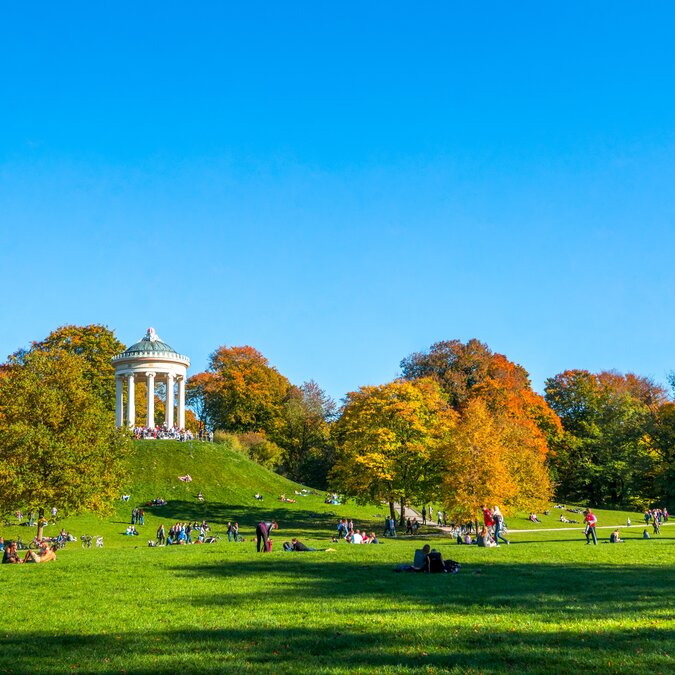 English Garden, Old Town Munich, Bavaria, Germany | © Shutterstock 2416958901