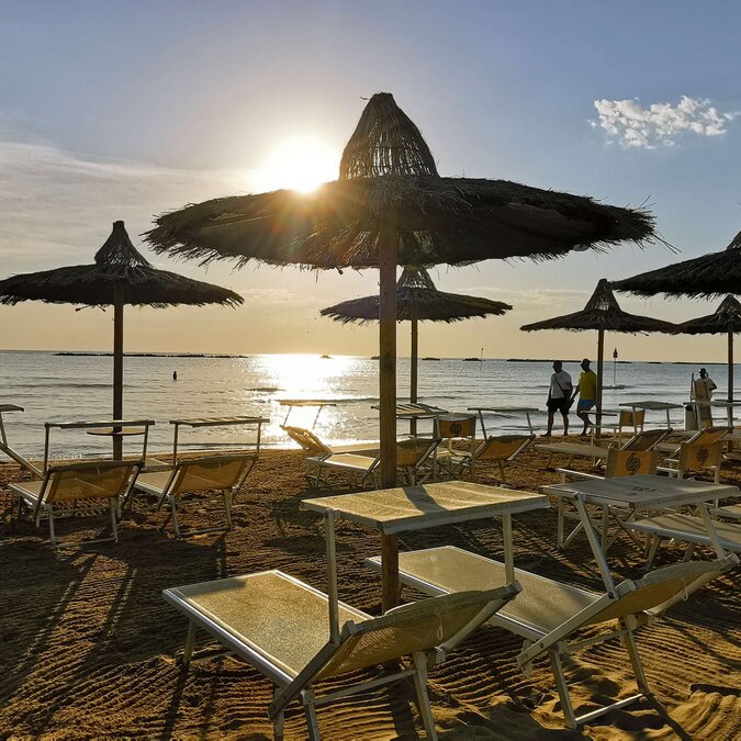 Sunrise on Riccione Beach | © Shutterstock 1807367551