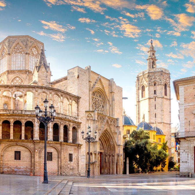 Kathedrale von Valencia | © shutterstock_2483078341